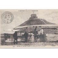 Arrivée de l'Aviateur Renaux au sommet du Puy de Dome